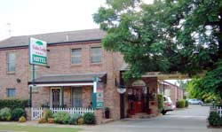 Cedar Lodge Motel - Goulburn Accommodation 0