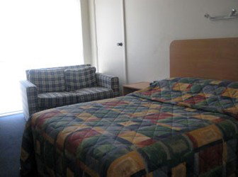 Sandbelt Club Hotel - Goulburn Accommodation 1