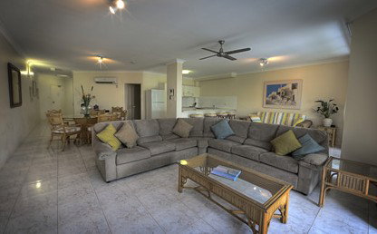 Costa Royale Beachfront Apartments - Goulburn Accommodation 1