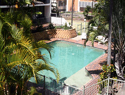 Club Surfers - Goulburn Accommodation 3