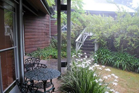 Bygone Beautys Cottages - Goulburn Accommodation 4