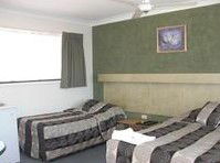 Hanging Rock Family Motel - Goulburn Accommodation 1