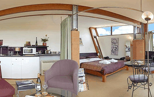 Bettenay's Vineyard and Winery - Goulburn Accommodation