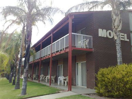 Barmera Hotel Motel - Goulburn Accommodation 0