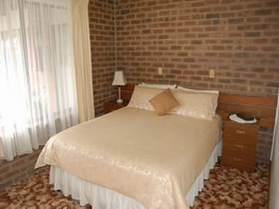 Lake Albert Motel - Goulburn Accommodation 1