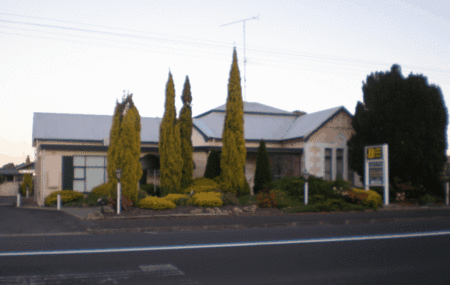 Le Cavalier Court Motel - Goulburn Accommodation 1