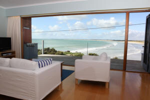 White Sails - Goulburn Accommodation 0