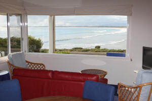 White Sails - Goulburn Accommodation 1