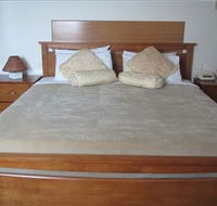 The Plough Hotel - Goulburn Accommodation