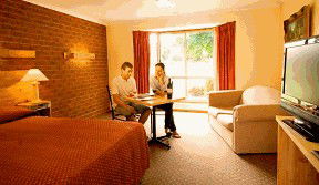 Goldsmith Motel/ Bed And Breakfast - Goulburn Accommodation 1