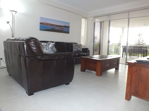 Pacific Marina Apartments - Goulburn Accommodation 5