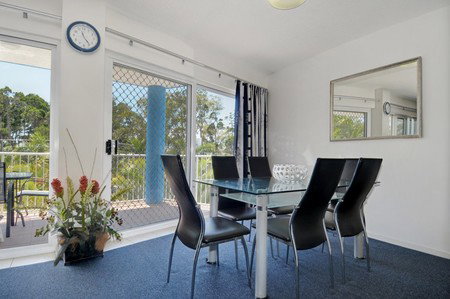 White Crest Luxury Apartments - Goulburn Accommodation 2