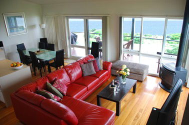 Whitecrest Great Ocean Road Resort - Goulburn Accommodation 1