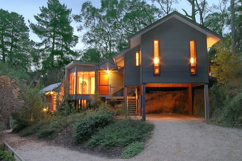 Cladich Pavilions - Goulburn Accommodation 0