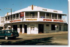 Pier Hotel - Goulburn Accommodation 0