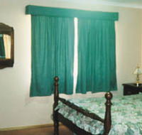 Oxley Farm - Goulburn Accommodation