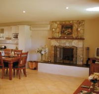 Sherwood Cottages Country Retreat - Goulburn Accommodation