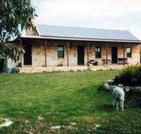 Mt Dutton Bay Woolshed Heritage Cottage - Goulburn Accommodation
