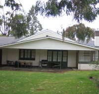 Naracoorte Cottages - Pinkerton Hill - Goulburn Accommodation