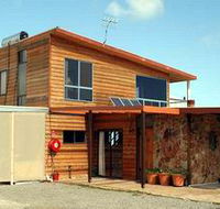 Shboo Shelly Beach Lodge - Goulburn Accommodation