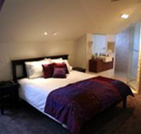 Merlot  Verdelho - Goulburn Accommodation