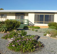 Oaklands Beach House - Goulburn Accommodation