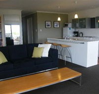 Coorong Waterfront Retreat - Goulburn Accommodation