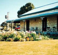 Robe House - Goulburn Accommodation