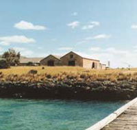 Mt Dutton Bay Woolshed Hostel - Goulburn Accommodation
