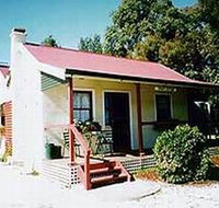 Trinity Cottage - Goulburn Accommodation
