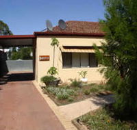 Loxton Smiffy's Bed And Breakfast Sadlier Street - Goulburn Accommodation
