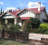 Light Pass House - Goulburn Accommodation