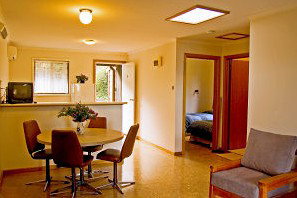 Ulonga Lodge - Goulburn Accommodation 2