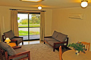 Ulonga Lodge - Goulburn Accommodation 3