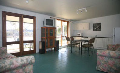 Toolunka Estate Cottage - Goulburn Accommodation 2