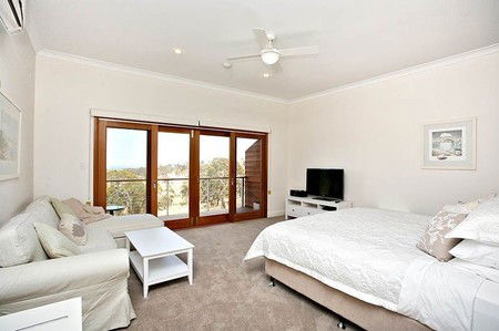 Seascape Retreat - Goulburn Accommodation 1