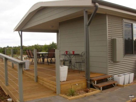 The Bird Hide - Goulburn Accommodation 1