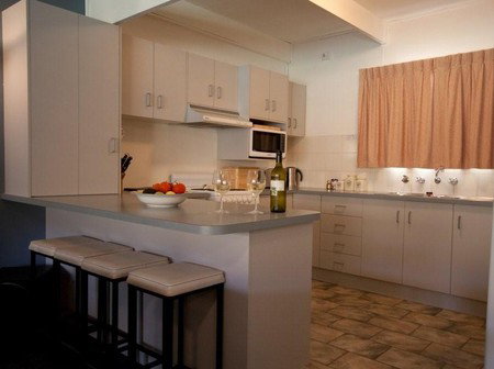 River Shack Rentals - The River Classic - Goulburn Accommodation 2