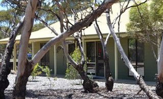 Riverbush Cottages - Goulburn Accommodation 1