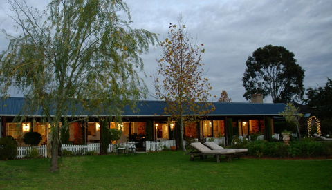 Paringa House B&B Stone Cottages - Goulburn Accommodation 2