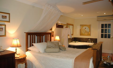 Paringa House B&B Stone Cottages - Goulburn Accommodation 4