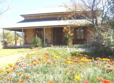 Old Willows Country Estate - Goulburn Accommodation 6