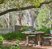 Stirling House - Goulburn Accommodation