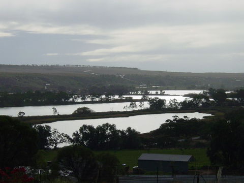 Riverview Rise Retreats - Goulburn Accommodation 2