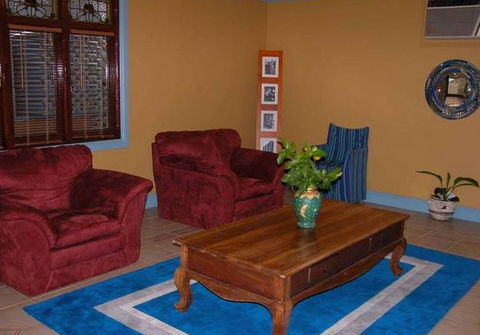 Rivergum Cottage - Goulburn Accommodation 5