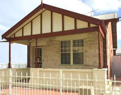 Semaphore Beach House - Goulburn Accommodation 1