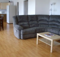 Riverfront Holiday House - Goulburn Accommodation