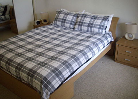 Riverfront Holiday House - Goulburn Accommodation 7