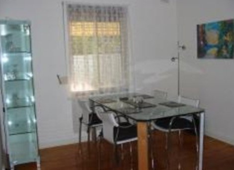The Birches - Goulburn Accommodation 6