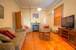 Semaphore Beach Cottage Bed And Breakfast - Goulburn Accommodation 0